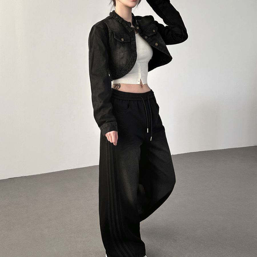 Широкие спортивные брюки с косыми полосками, эффектом стирки и шнурком на талии