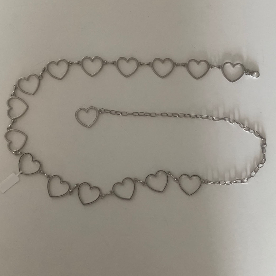 Heart Heart Chain Belt — цепочный ремень с подвесками в форме сердец
