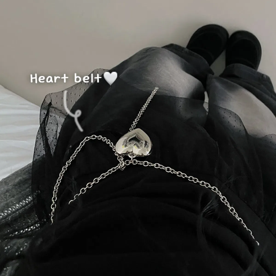 Big Heart Chain Silver Belt — серебристый ремень с крупными сердцами для ярких образов