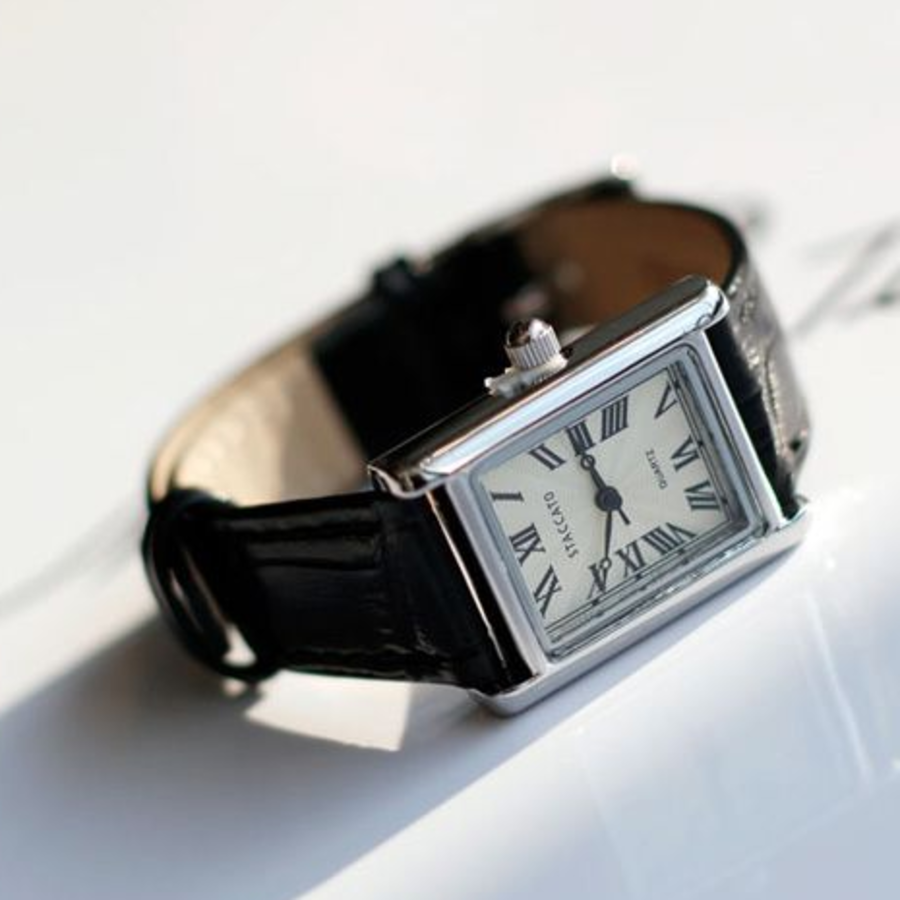 Staccato Classic Square Leather Watch — женские часы в винтажном стиле с кожаным ремешком