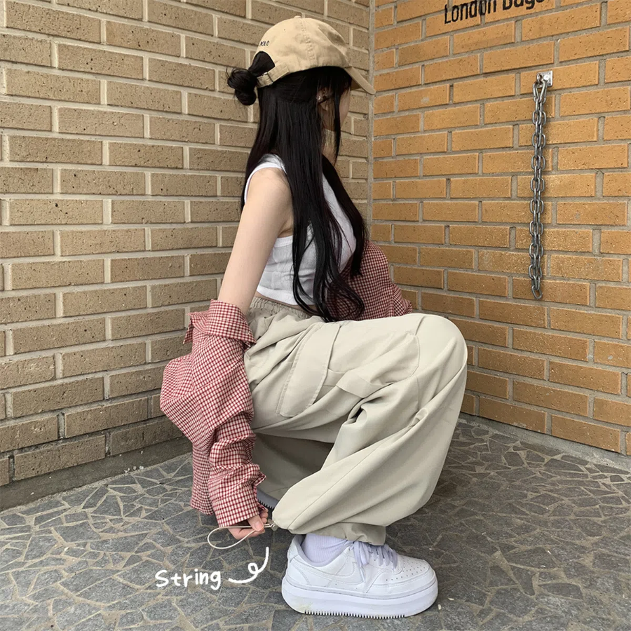 Двухщипковые карго-брюки с высокой посадкой и шнурком на поясе