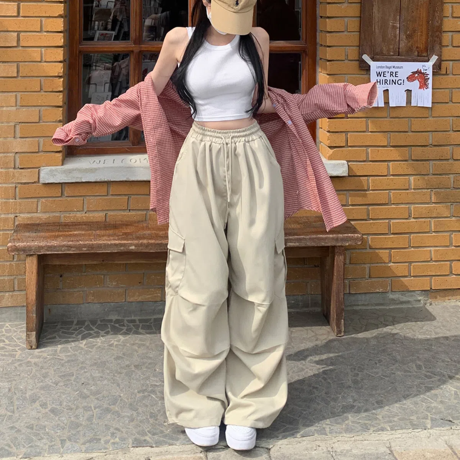 Двухщипковые карго-брюки с высокой посадкой и шнурком на поясе