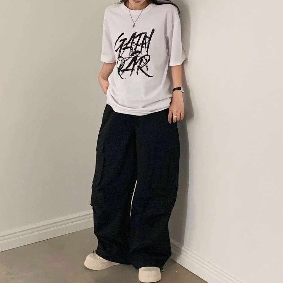 Контрастные широкие карго-брюки со шнурком и вставками