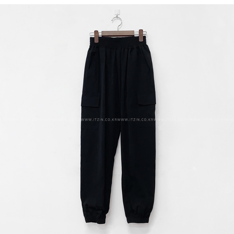 Карго-джоггеры в стиле boyfit с эластичным поясом