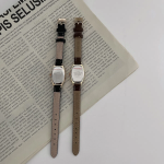 Часы Real Cowhide Croco Oval — элегантный акцент в стиле ретро из натуральной кожи