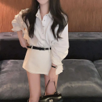 Мини-юбка-шорты с разрезом и ремнём в комплекте