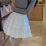 Мини-юбка с воланами и встроенными шортами