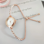 ShineStone Slide Women’s Wristwatch (White) — женские наручные часы с белым циферблатом и сияющими декоративными элементами