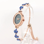 Karin Slide Women’s Wristwatch (Blue) — женские наручные часы с металлическим браслетом и элегантным синим циферблатом