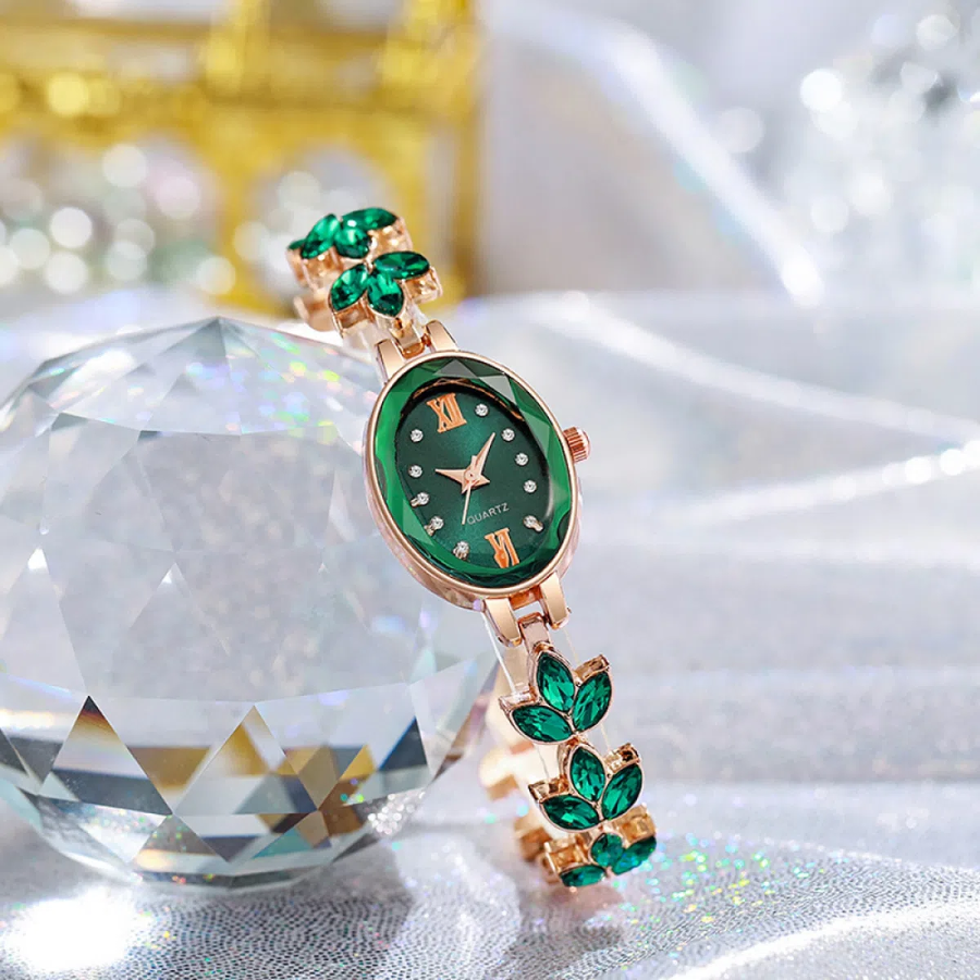 Lilia Women’s Wristwatch (Green) — женские наручные часы с изумрудным циферблатом и изысканным металлическим браслетом