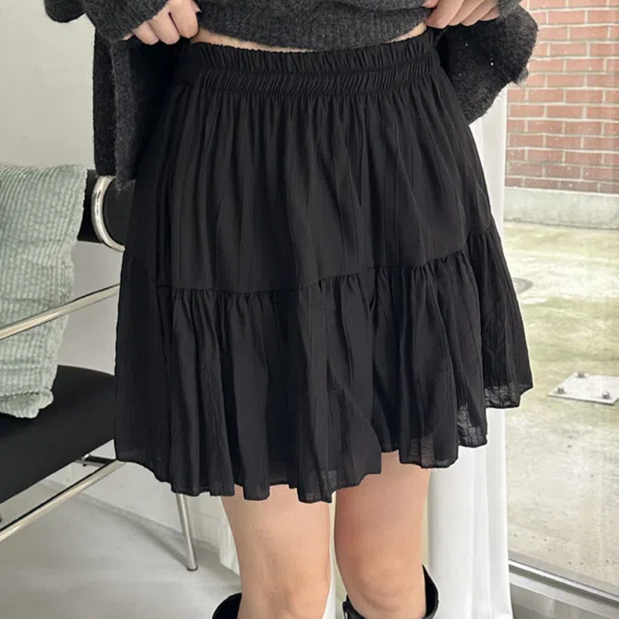 Мини-юбка из жатого сатина с ярусами