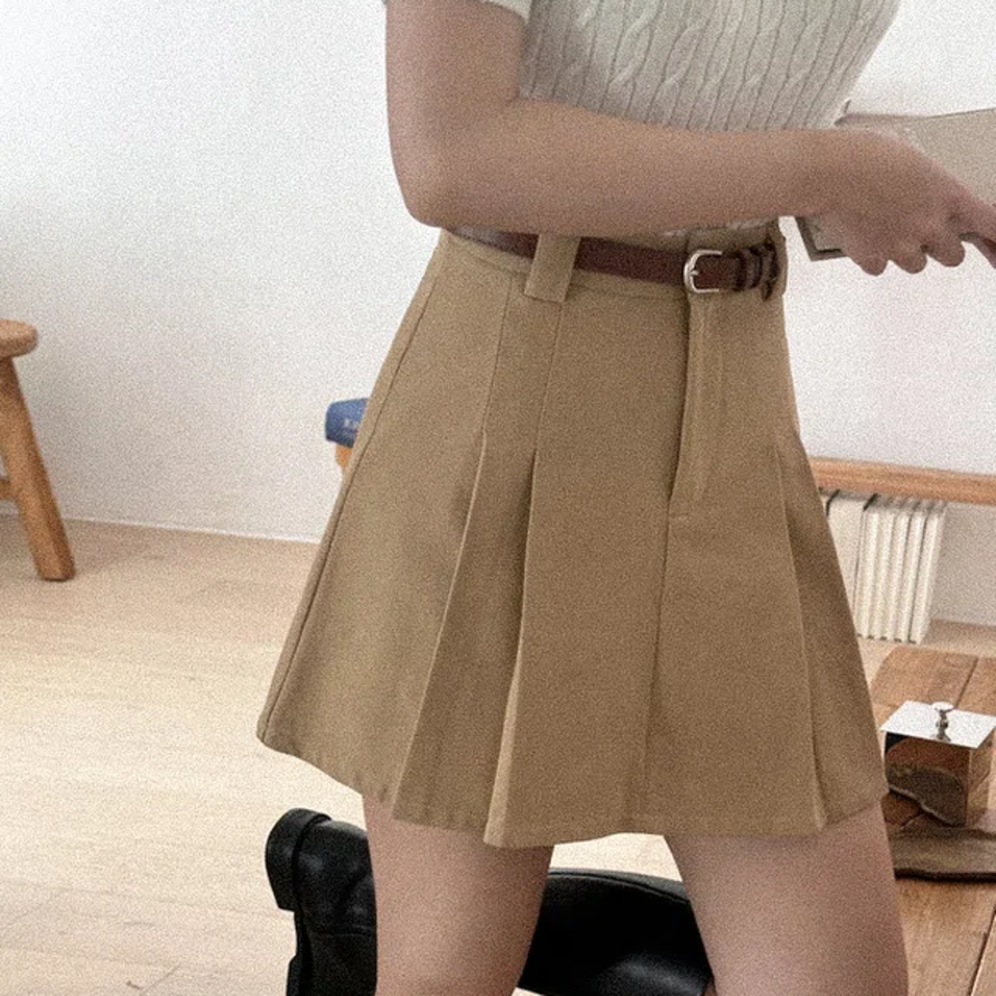 Многослойная мини-юбка-шорты с защипами в стиле old money