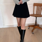 Многослойная мини-юбка-шорты с защипами в стиле old money