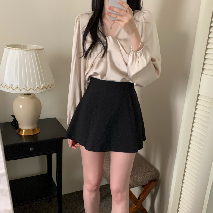 Объёмная мини-юбка с пышным силуэтом