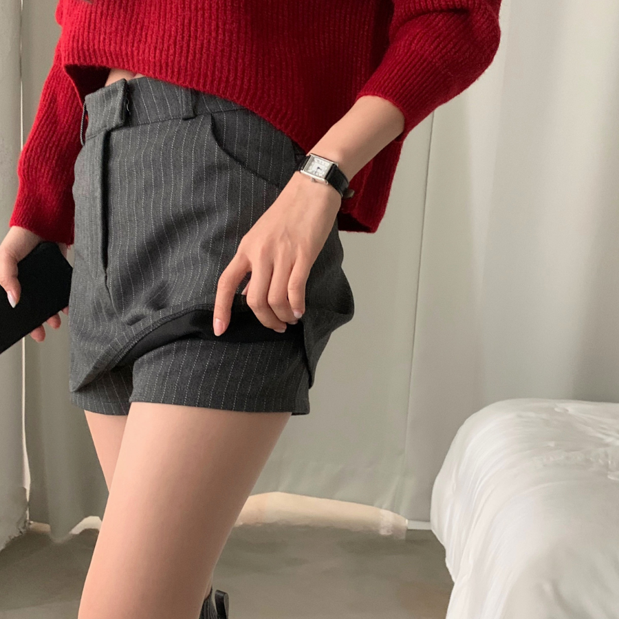 Мини-юбка-шорты в полоску с эластичным поясом