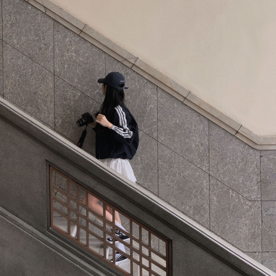 Мини-юбка с кружевом и каскадными воланами