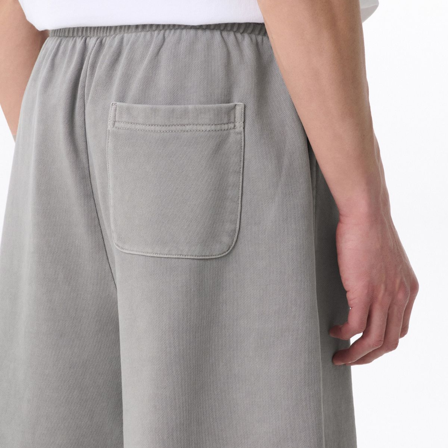 Pigment One-Tuck Bermuda Sweat Pants [Gray]