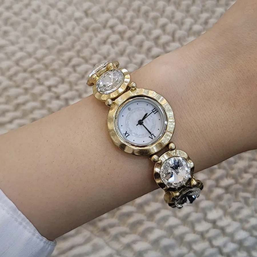Big Cubic Round Antique Bangle Watch — женские наручные часы-браслет с крупными кристаллами и антикварным дизайном
