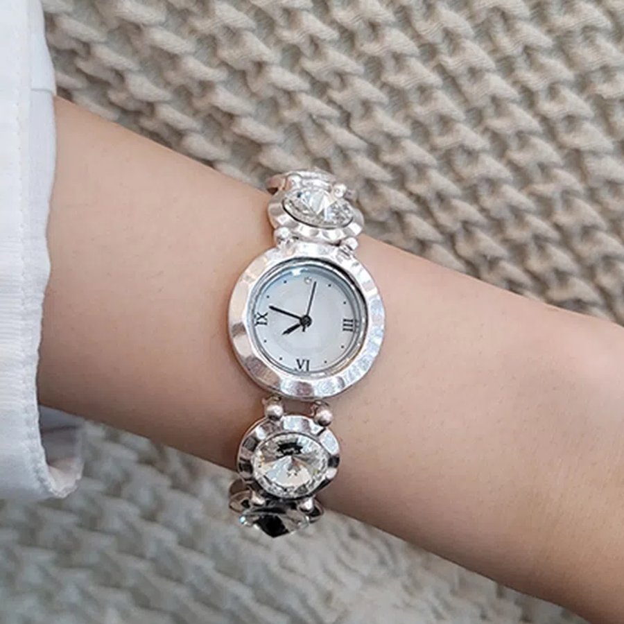 Big Cubic Round Antique Bangle Watch — женские наручные часы-браслет с крупными кристаллами и антикварным дизайном