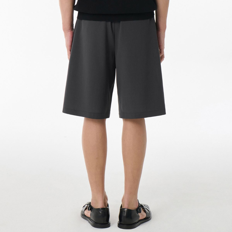 Linen-Like One-Tuck Wide Banding Shorts [Dark Grey]