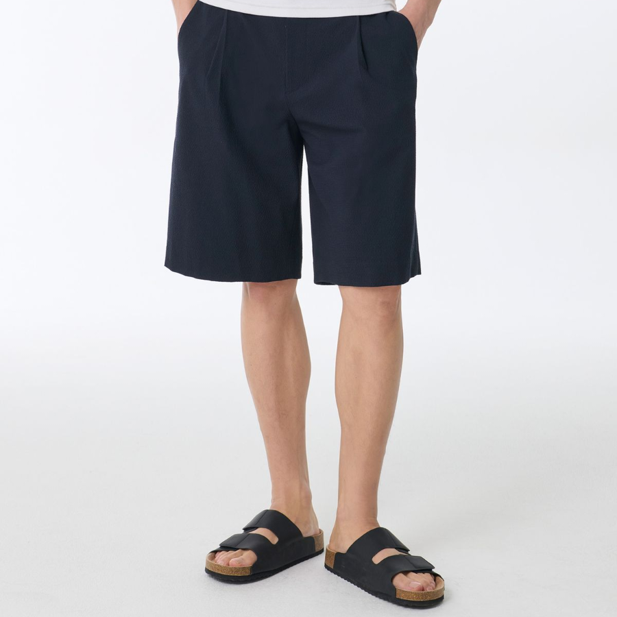 Seersucker One-Tuck Wide Banding Shorts [Navy]