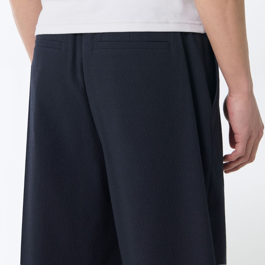 Seersucker One-Tuck Wide Banding Shorts [Navy]