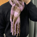 Warm Long Check Muffler — уютный удлинённый шарф в клетку для него и для неё