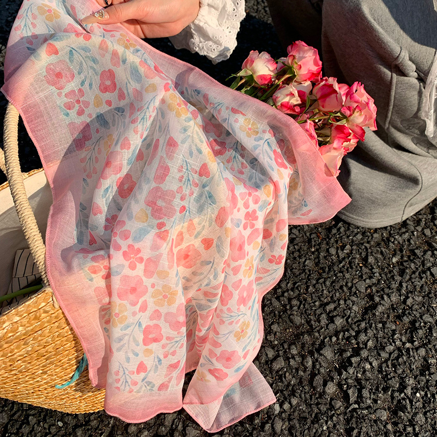 Flower Bandana Scarf — летний платок-бандана с цветочным принтом для волос и сумки