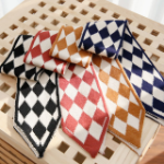 Argyle Knit Petit Muffler — вязаный мини-шарф с аргайл-узором