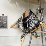 Silk 100% Blue Royal Mini Scarf — шёлковый синий мини-платок для элегантных образов