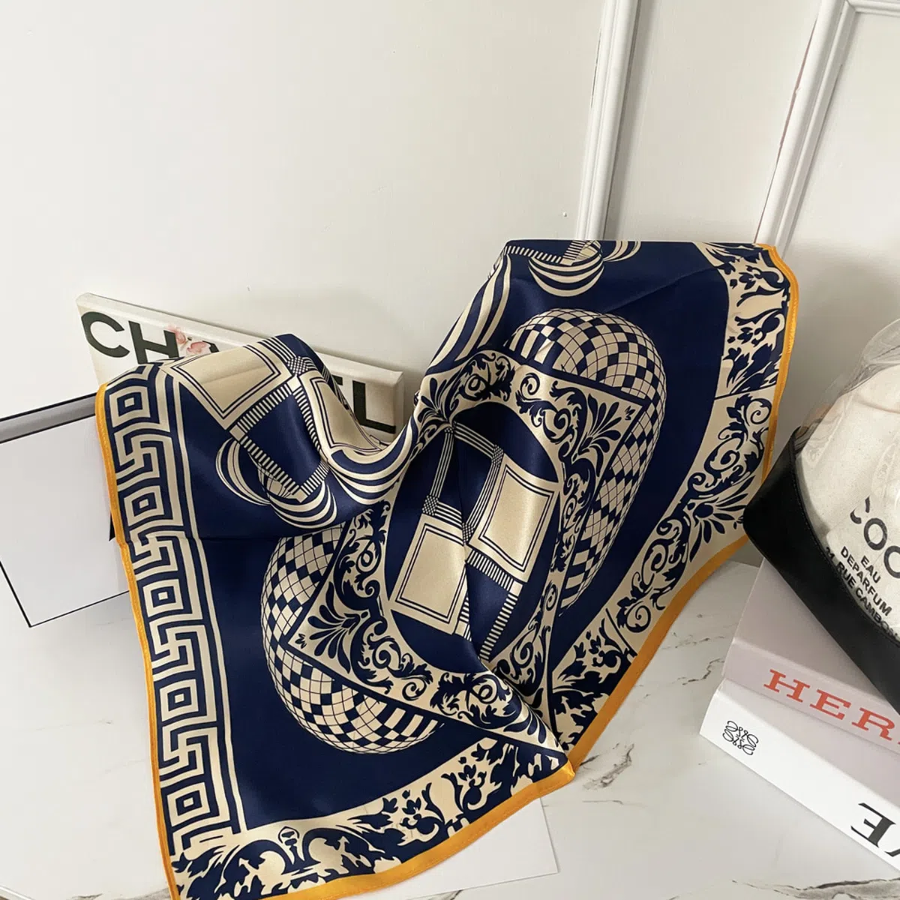 Silk 100% Blue Royal Mini Scarf — шёлковый синий мини-платок для элегантных образов