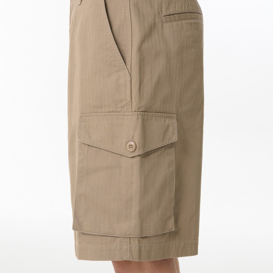Cotton Herringbone Cargo Shorts [Beige]