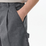 Pigment Carpenter Bermuda Pants [Charcoal Gray]