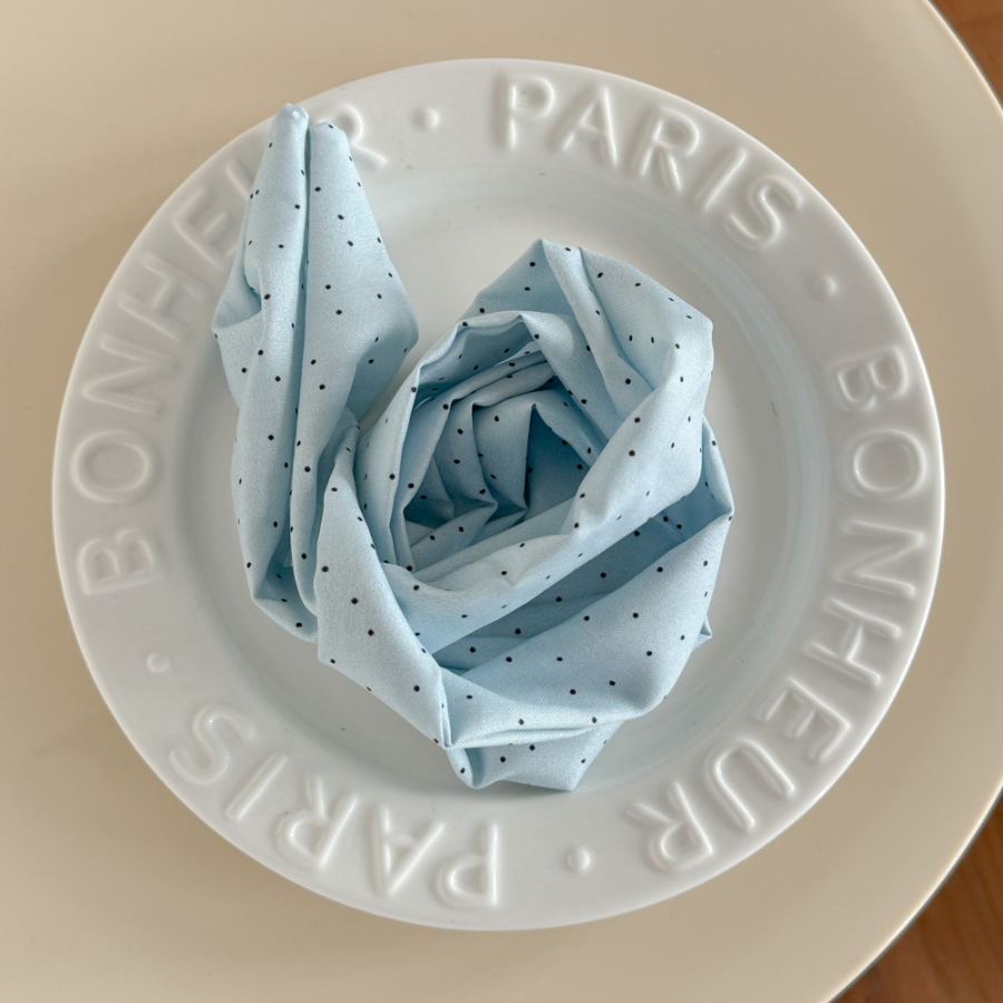 Dot Midi Muffler Tie Scarf — лёгкий шарф-тай с гороховым принтом