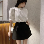 Мини-юбка с объёмным А-силуэтом