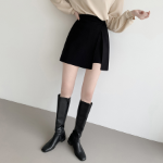 Мини-юбка с эффектом запаха и внутренними шортами