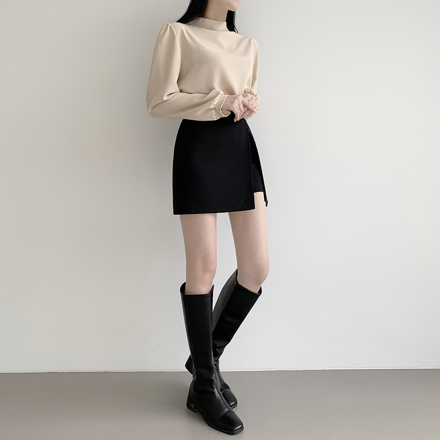 Мини-юбка с эффектом запаха и внутренними шортами