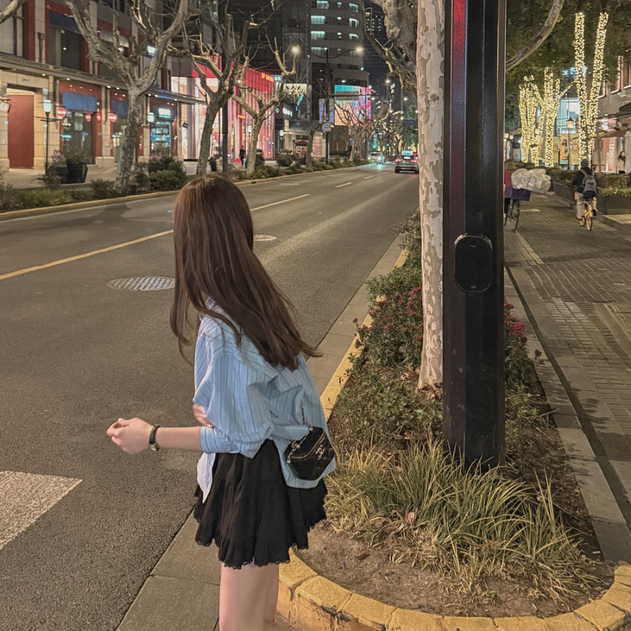 Мини-юбка с воланами и встроенными шортами