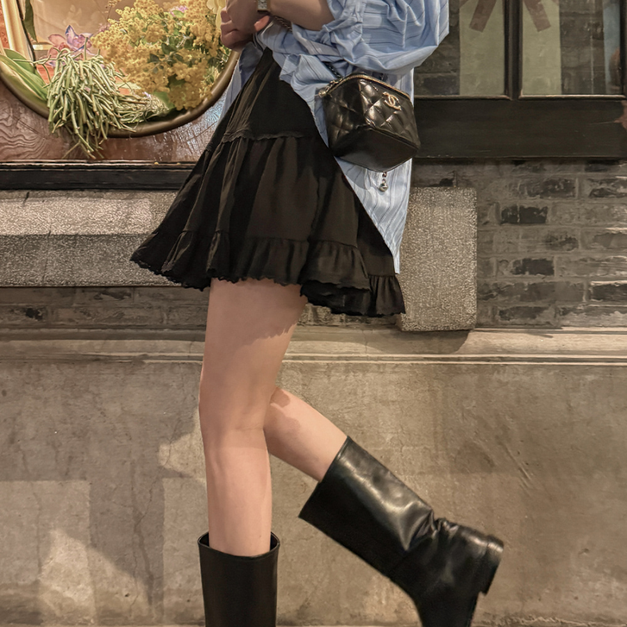 Мини-юбка с воланами и встроенными шортами