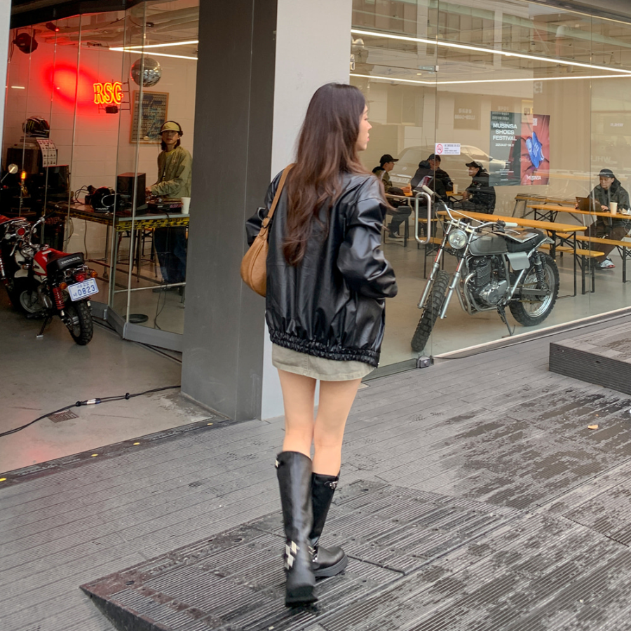 Мини-юбка с асимметричным кроем и встроенными шортами