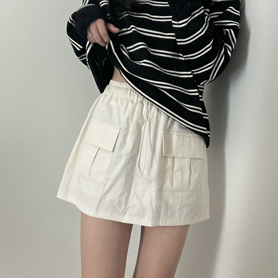 Мини-юбка карго из шуршащего нейлона с поясом на шнурке