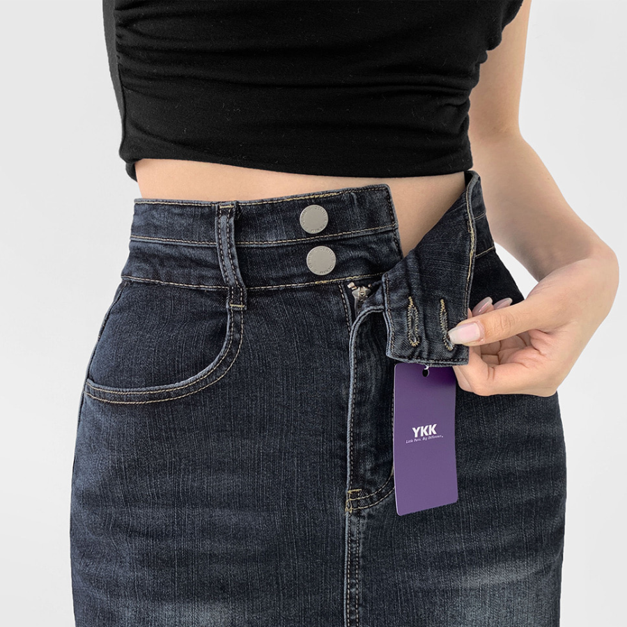 Джинсовая мини-юбка с завышенной посадкой и корректирующими вставками