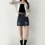 Джинсовая мини-юбка с завышенной посадкой и корректирующими вставками