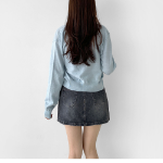 Джинсовая мини-юбка с завышенной посадкой и корректирующими вставками