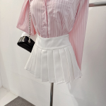 Мини-юбка с защипами и вшитыми шортами