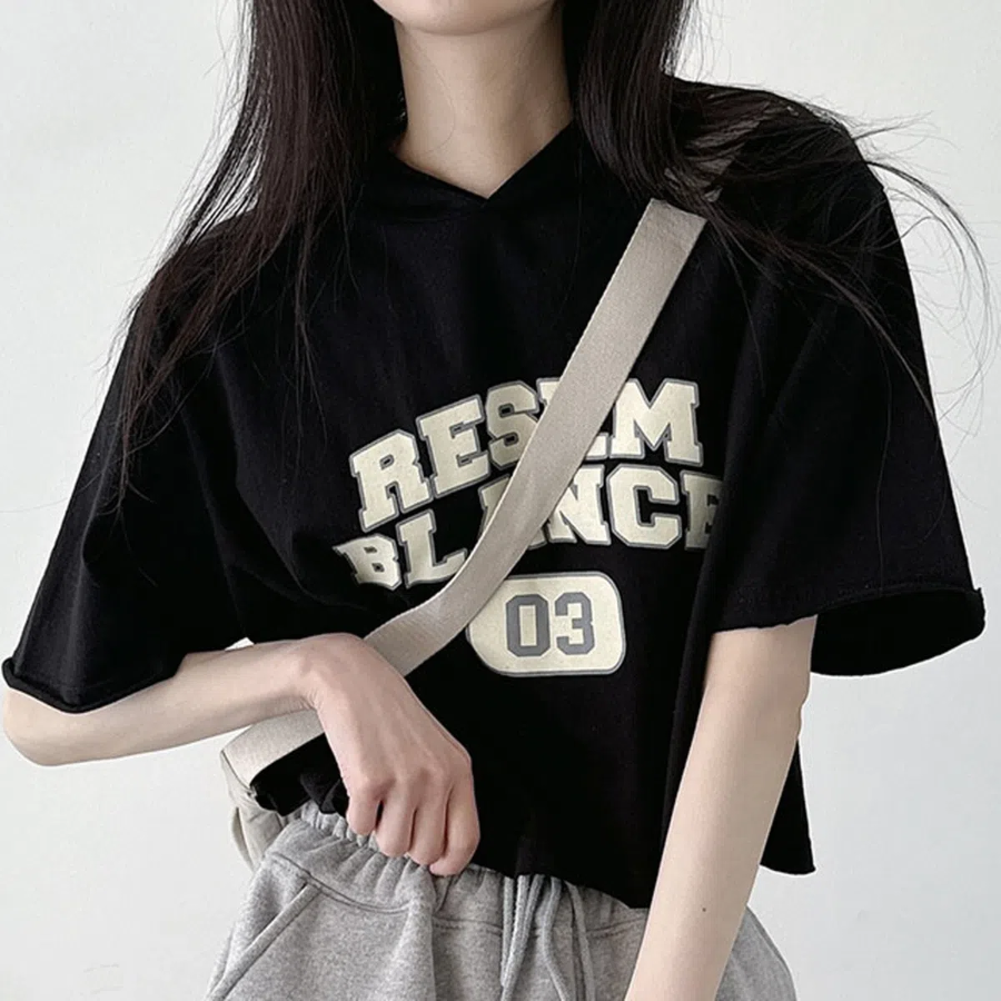 Resem Blance – укороченная худи-футболка с необработанным краем