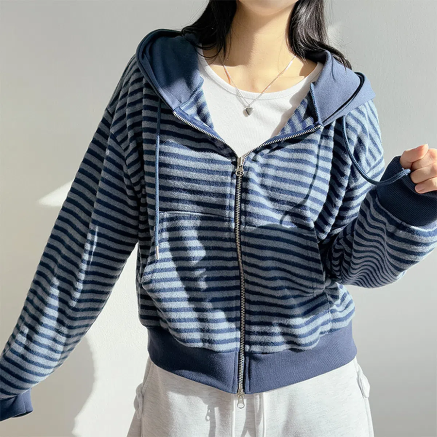 Weekend – толстовка-zip на молнии с капюшоном и начёсом