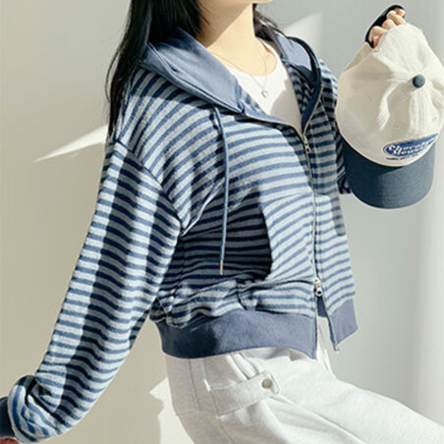 Weekend – толстовка-zip на молнии с капюшоном и начёсом