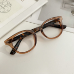 Round Clear Frame Glasses — округлые прозрачные очки в роговой оправе