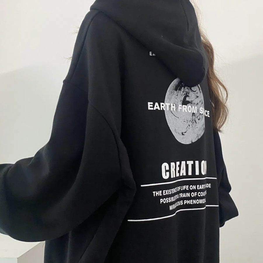 Oversized Earth Lettering Hoodie